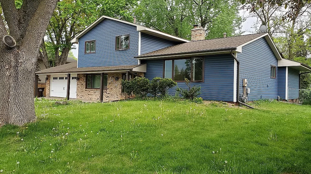 Plymouth_Rental_01_Front_03